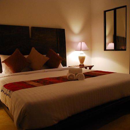 Hotel The Travellers Arms Chiang Mai Esterno foto