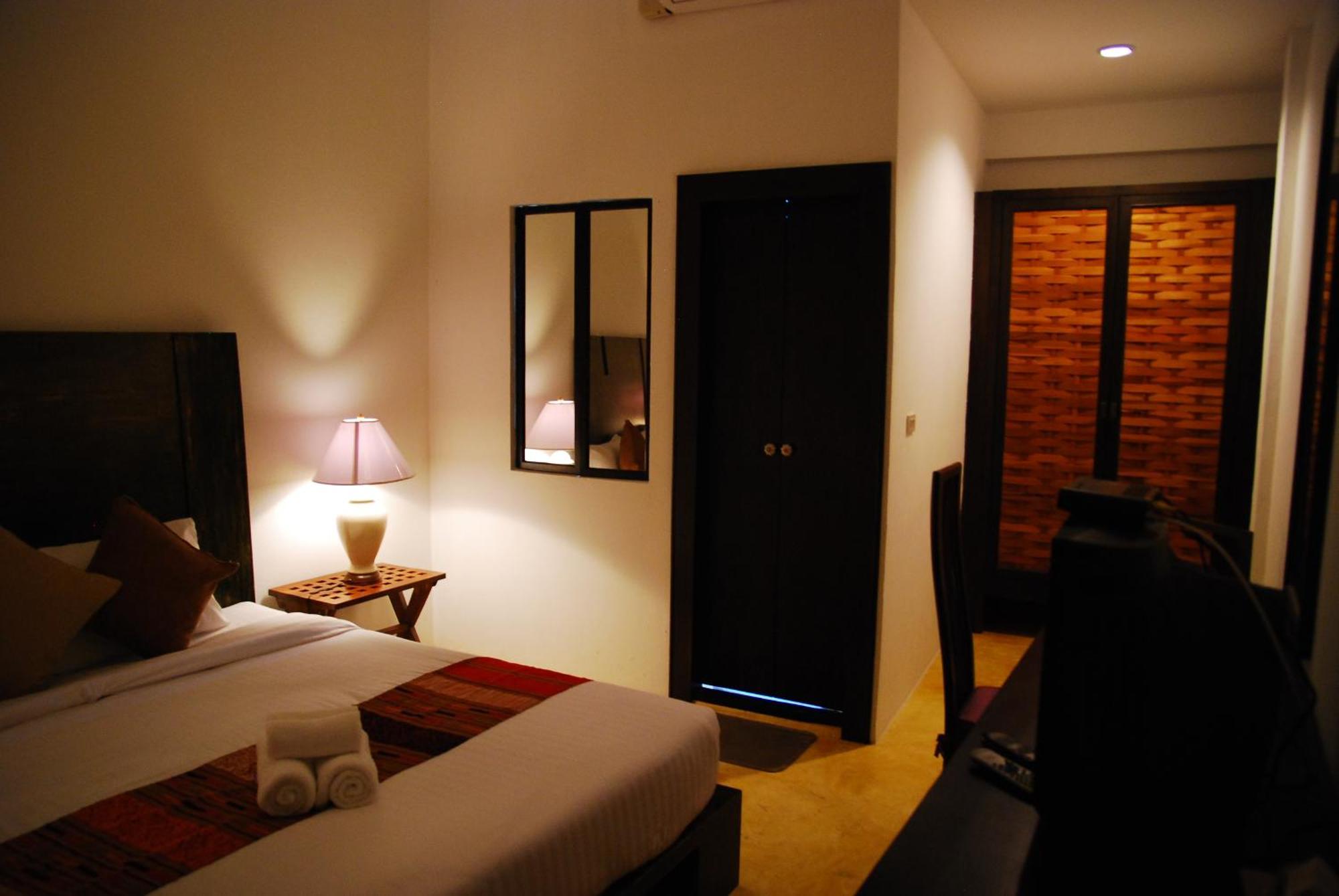 Hotel The Travellers Arms Chiang Mai Esterno foto