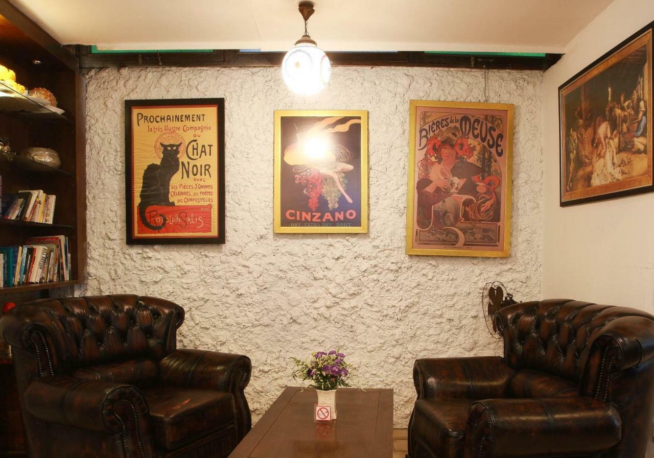 Hotel The Travellers Arms Chiang Mai Esterno foto