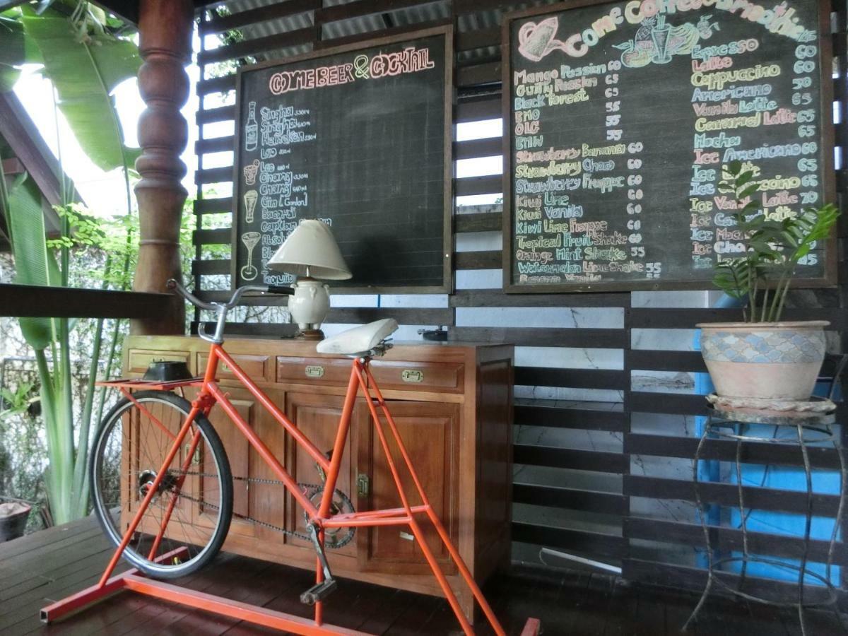 Hotel The Travellers Arms Chiang Mai Esterno foto