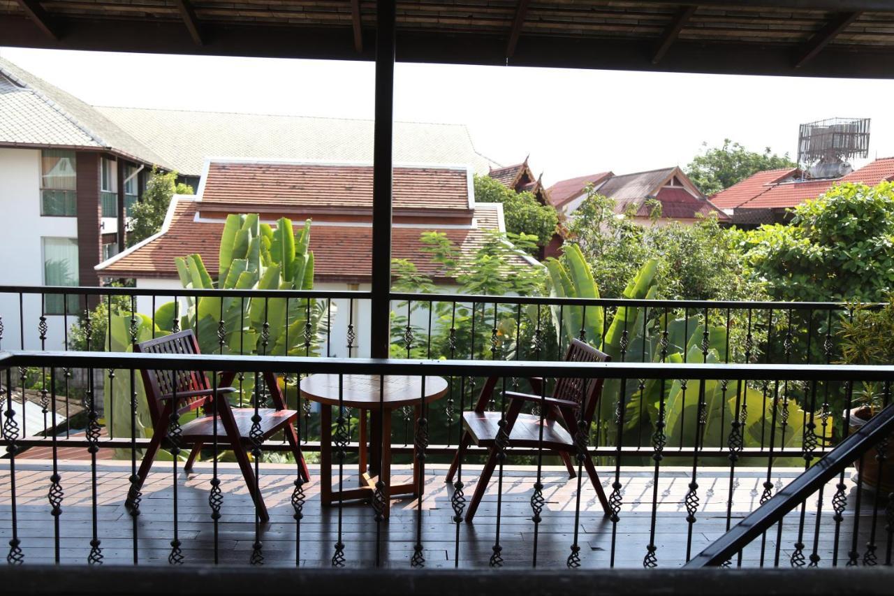 Hotel The Travellers Arms Chiang Mai Esterno foto